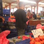 Çanakkale’nin meşhur domatesi tezgahlarda 40 liradan 10 liraya kadar düştü