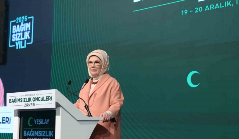 Emine Erdoğan, Bağımsızlık Öncüleri Zirvesi’nde konuştu: "2026’yı ’Bağımsızlık Yılı’ ilan ediyoruz"