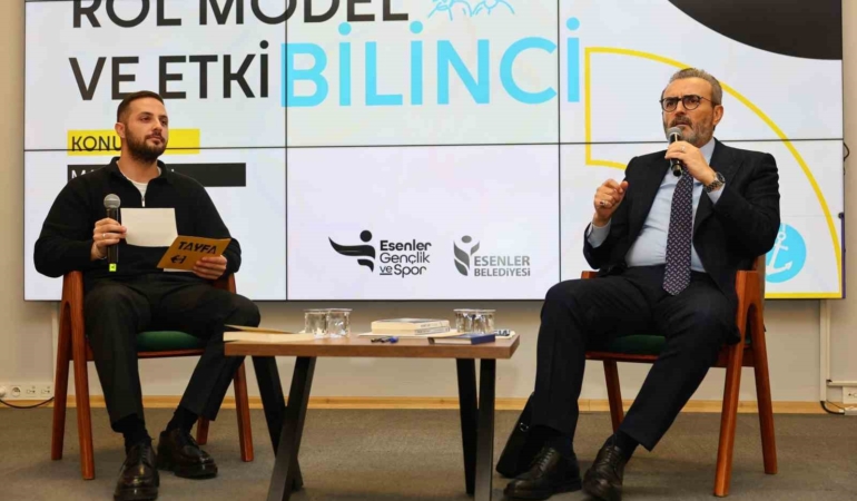 Esenler Belediyesi tarafından "Rol Model ve Etki Bilinci" atölyesi düzenlendi
