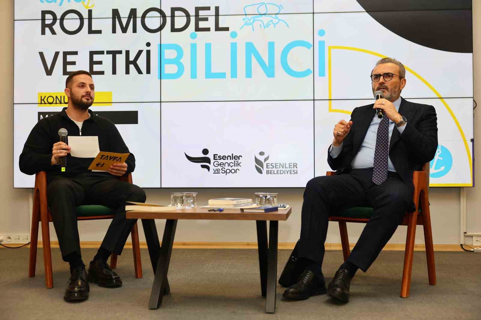 Esenler Belediyesi tarafından "Rol Model ve Etki Bilinci" atölyesi düzenlendi