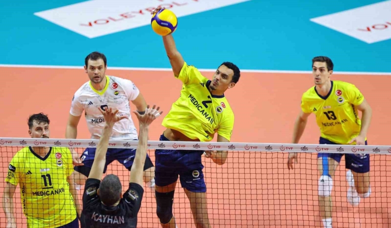 Efeler Ligi: Fenerbahçe Medicana: 3 - Gebze Belediyesi: 1