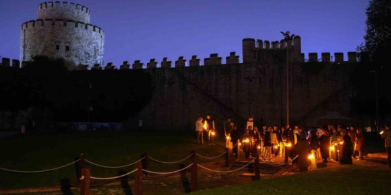 Yedikule zindanlarında fener ışığında tarihe yolculuk