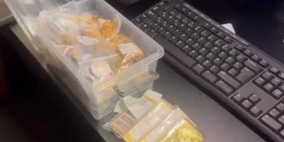 Büyükçekmece Adliyesi’nin adli emanet kasasından çalınan altınların fotoğrafı ortaya çıktı