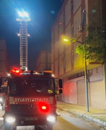 Başakşehir’de ayakkabı imalathanesindeki yangın söndürüldü