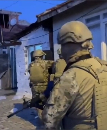 Kırklareli’nde özel harekat destekli uyuşturucu operasyonu