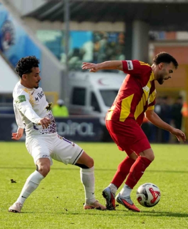 Trendyol Süper Lig: Eyüpspor: 0 - Kayserispor:0 (İlk yarı)