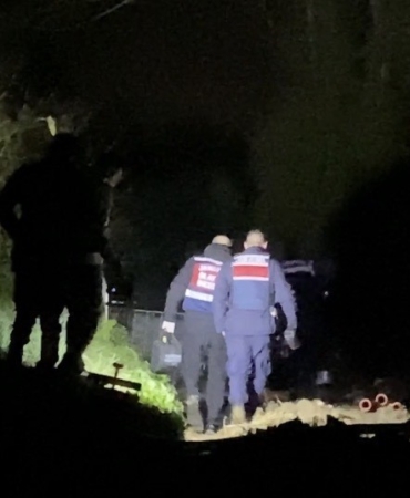 Kayıp olarak aranan eski muhtar varilin içinde ölü bulundu