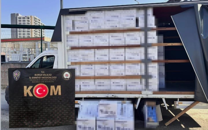 Bursa’da 3 milyon 410 makaron ele geçirildi