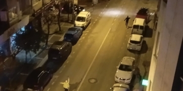 Alkollü sürücü önce araçla sonra koşarak kaçtı: Polis havaya defalarca ateş açtı, yine durmadı