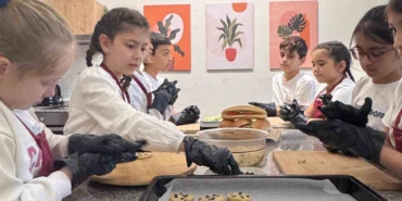 Kartepe’deki ilkokulda "Türkiye Yüzyılı Maarif Modeli" ile çok yönlü eğitim