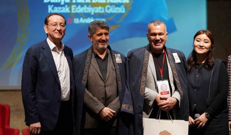 İstanbul’da Kazak edebiyatı rüzgarı esti