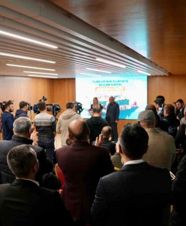 CHP Arnavutköy’de istifa depremi: 2 meclis üyesi ve 100 partili CHP’den istifa etti