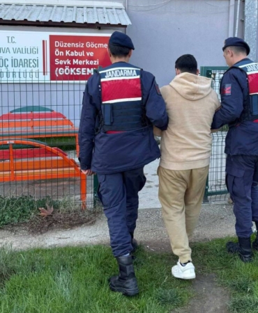 Yalova’da kırmızı bültenle aranan uyuşturucu taciri yakalandı