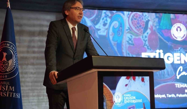 İGÜ, ETÜGENÇ Kültür Çalıştayı’na ev sahipliği yaptı