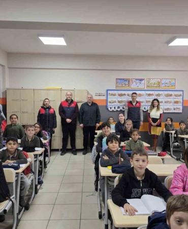 İlkokul öğrencilerine su verimliliği, balığın faydaları ve beslenme eğitimi