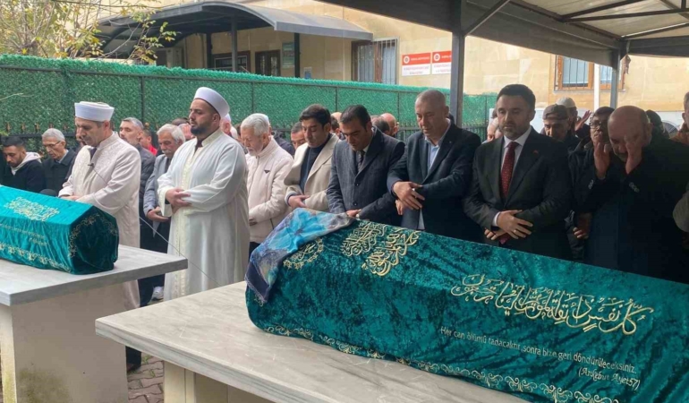 Pendik’teki yangın faciasında hayatlarını kaybeden çocuklar son yolculuklarına uğurlandı