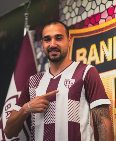 Bandırmasporlu futbolcu Tolga Kalender, bahis soruşturmasında gözaltına alındı