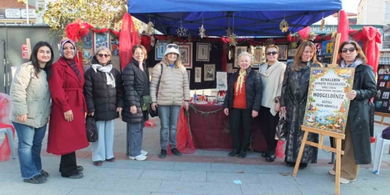 Balıkesirli kadınların yaptğı minyatürler büyük ilgi gördü