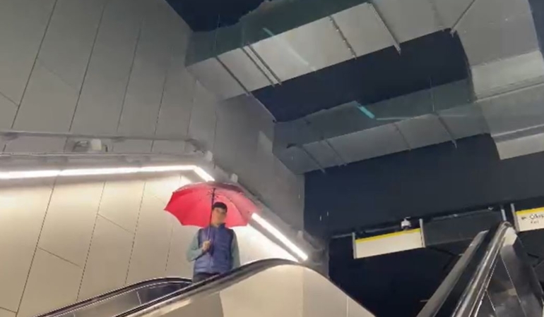 Sağanak yağış İBB’ye bağlı metroda su baskınına neden oldu