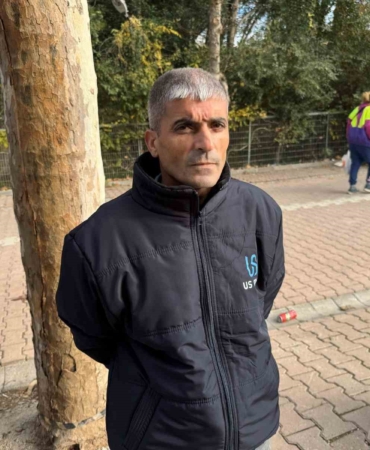 Sokakta 60 bin dolar bulan temizlik görevlisi: "Aklımdan asla kötü bir niyet geçmedi"