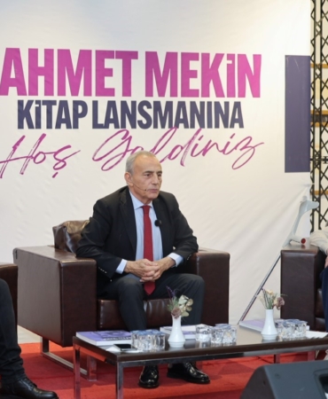 Usta oyuncu Ahmet Mekin, gençliğinin geçtiği Küçükçekmece’de komşularıyla buluştu