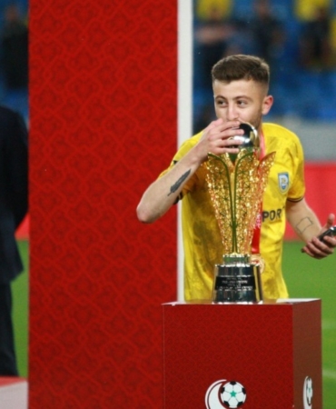 Kocaeli’de silahlı saldırı: 1’i futbolcu 3 yaralı