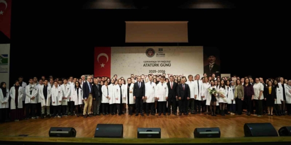 Cerrahpaşa Tıp Fakültesi öğrencileri Bahçelievler’de beyaz önlük giydi