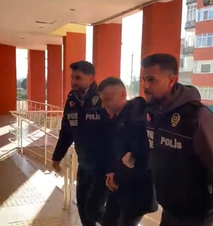 Çocukların maçında kadın hakeme saldıran antrenör tutuklandı