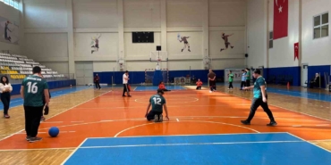 Gözler kapalı 12 dakikalık maçın kazananı empati oldu