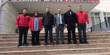 T3 Vakfı’dan Edremit Meslek Yüksekokulu’na TEKNOFEST ziyareti