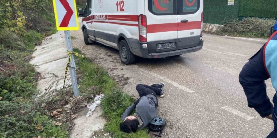 Bisikletli sürücü faciadan böyle döndü...Yaralı kurtuldu