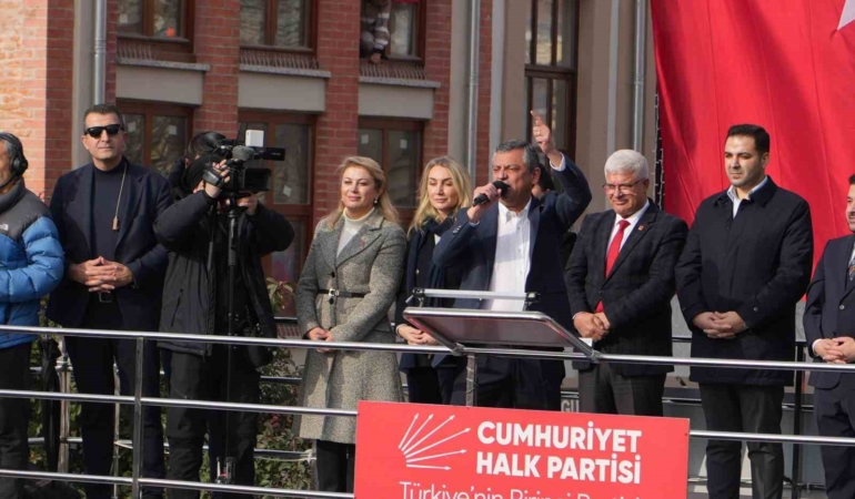 CHP Lideri Özel’den Yunanistan’a övgü, Türkiye’ye eleştiri