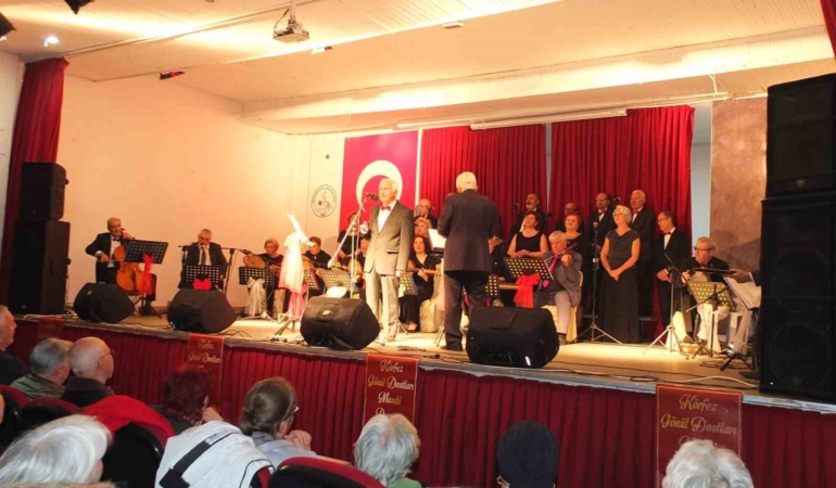 Dünden Kalanlar Konseri izleyenleri coşturdu