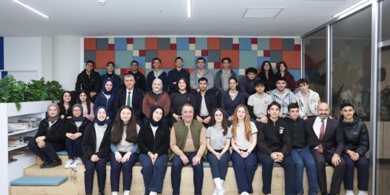 Başkan Dursun gençleri dinledi