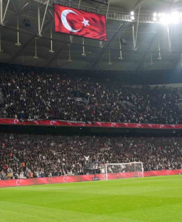 Türkiye - Romanya maçına Beşiktaş stadı ev sahipliği yapacak