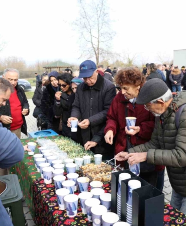 Başkan Özdemir: "Toprağı koruyan kentler geleceğini güvence altına alır"