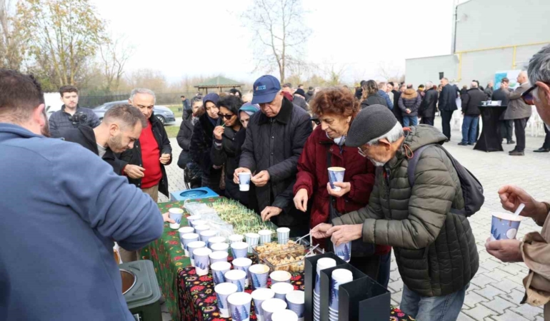 Başkan Özdemir: "Toprağı koruyan kentler geleceğini güvence altına alır"