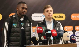 Anfernee Dijksteel: "Galibiyet alamadığımız için herkeste hayal kırıklığı var"