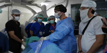 "İğneyle" tümör tedavisine uluslararası ilgi: Canlı canlı izlediler