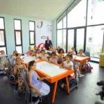 "Bilim Ümraniye" öğrencilerin geleceğine ışık tutuyor