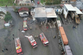 Arnavutköy’de tır tamirhanesinde korkutan yangın