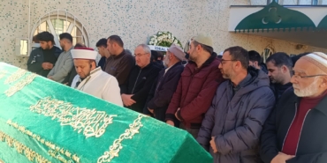 Sultanbeyli’de motor kazasında hayatını kaybeden 3 çocuk babası son yolculuğuna uğurlandı