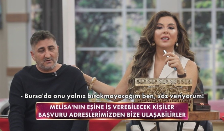 Canlı yayında duygu seli: Ses sanatçısı Mehmet Çevik’ten ‘Gelin Evi’nde zor durumdaki aileye 6 aylık kira desteği