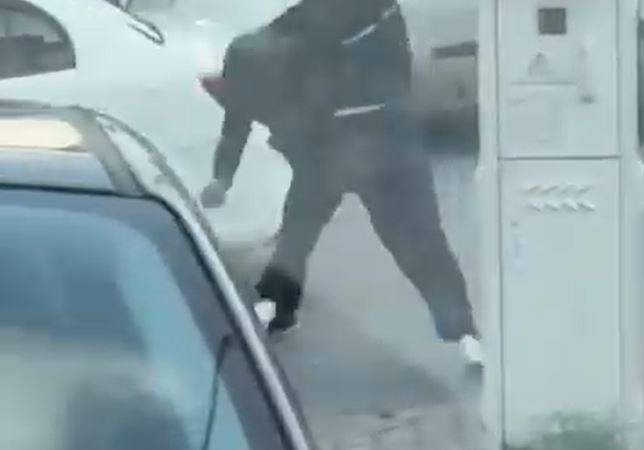 Başakşehir’de çocuk kavgası kamerada