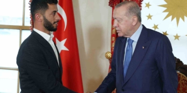 Cumhurbaşkanı Erdoğan, Oscar ödüllü Filistinli yönetmen Basel Adra’yı kabul etti