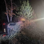 Şarampole uçan araçta bulunan 2 kişi yaralandı