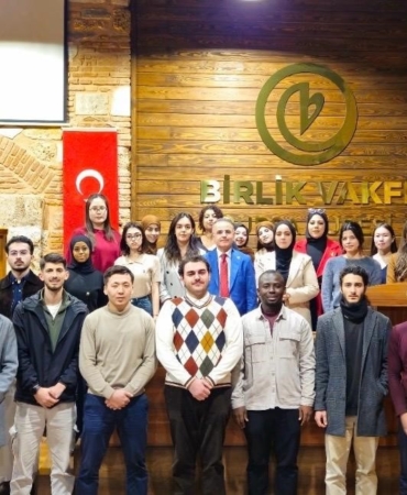Bursa’da uluslararası öğrencilere "Medya İletişim ve Kamu Diplomasisi" söyleşisi