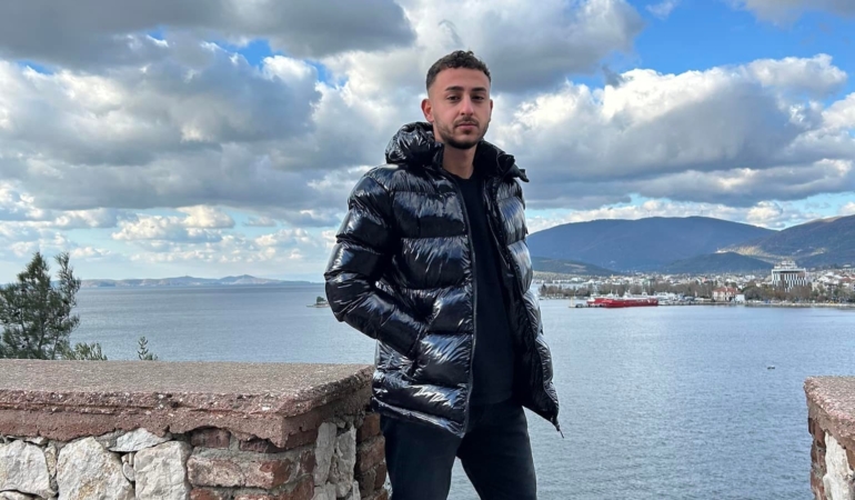 Erdek’te şüpheli ölüm: 20 yaşındaki genç başından vurulmuş halde bulundu