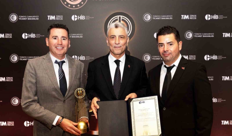 Bursa Kebap Evi’ne ‘Hizmet İhracatı Şampiyonu’ ödülü