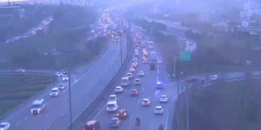 Bağcılar TEM Otoyolu’nda zincirleme kaza meydana geldi